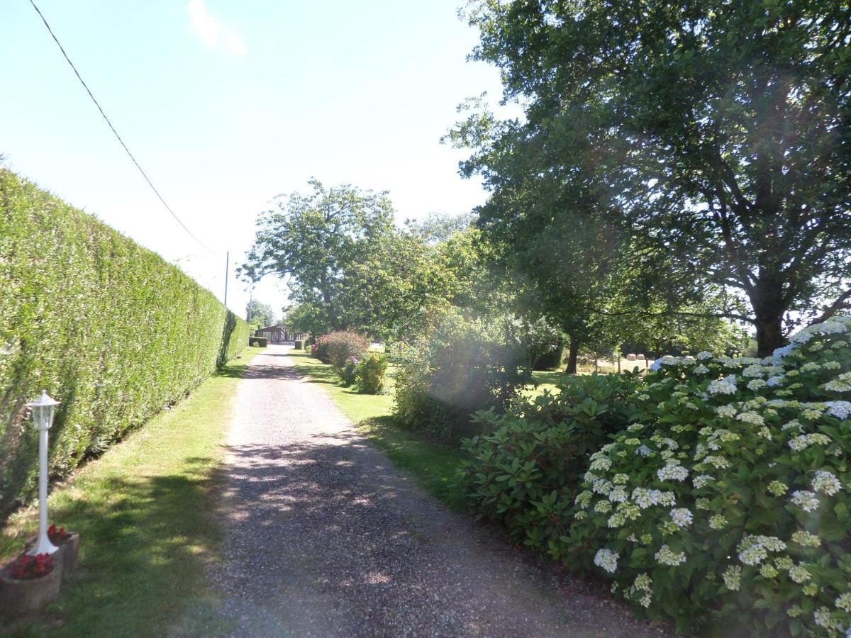 Bed and Breakfast Pressoir Les Campenottes Beuzeville Exterior foto